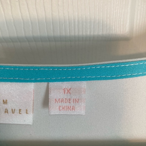 Kim Gravel Ombré Dolman Top - Picture 3 of 15